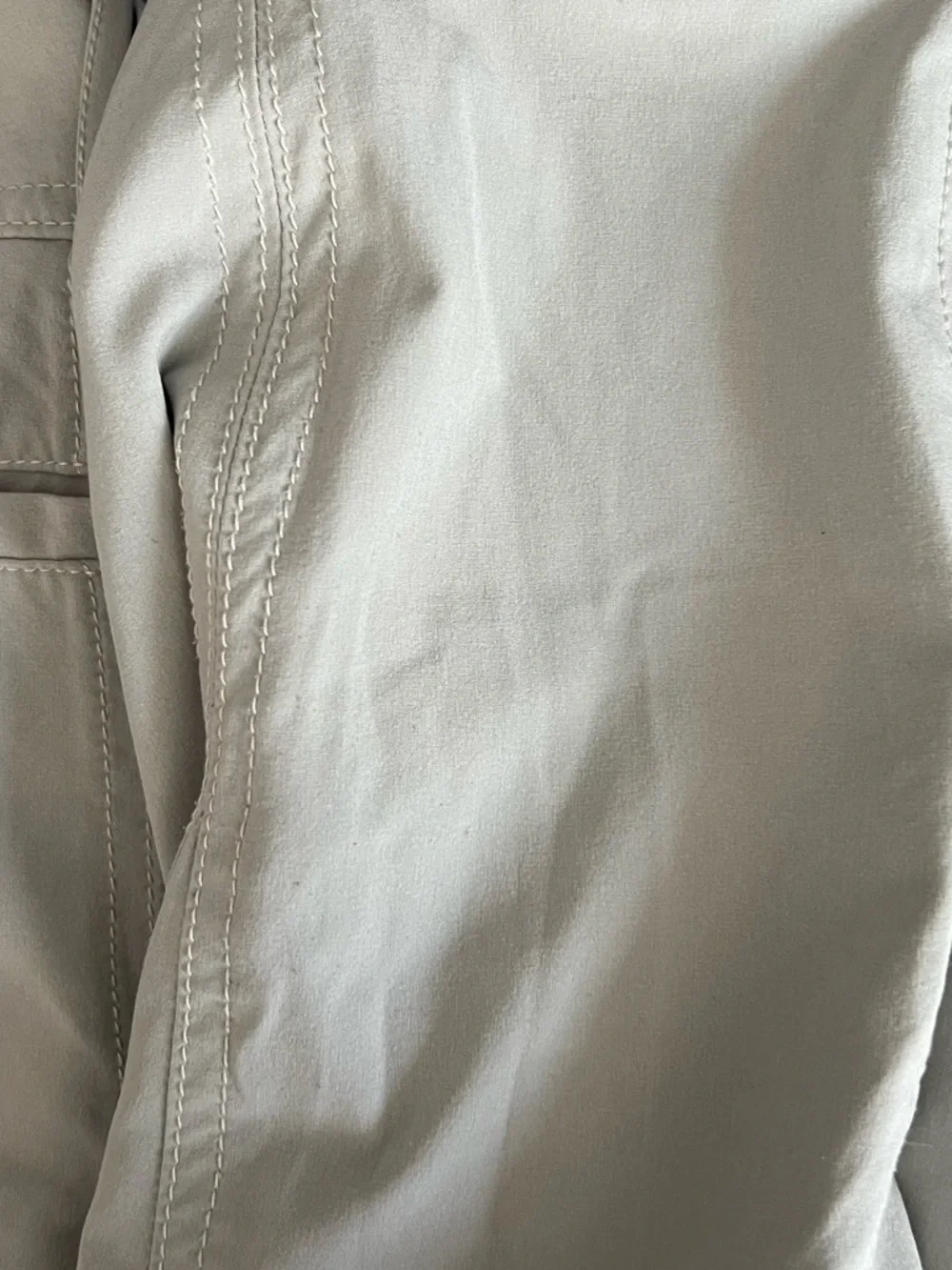 Athleta light gray / cream pleated skort, size 10, EUC - Picture 8 of 9